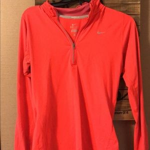 Nike pull over